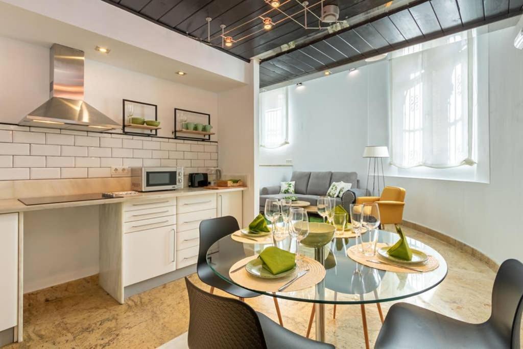 Becas Alameda Duplex By Valcambre Apartment Seville Luaran gambar