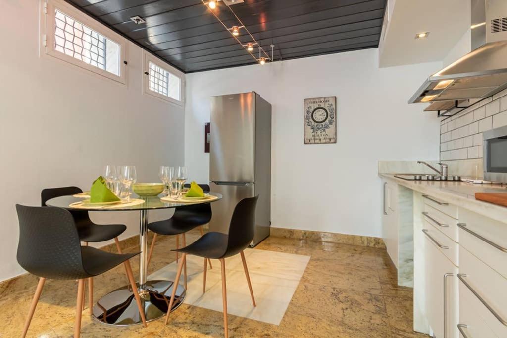 Becas Alameda Duplex By Valcambre Apartment Seville Luaran gambar