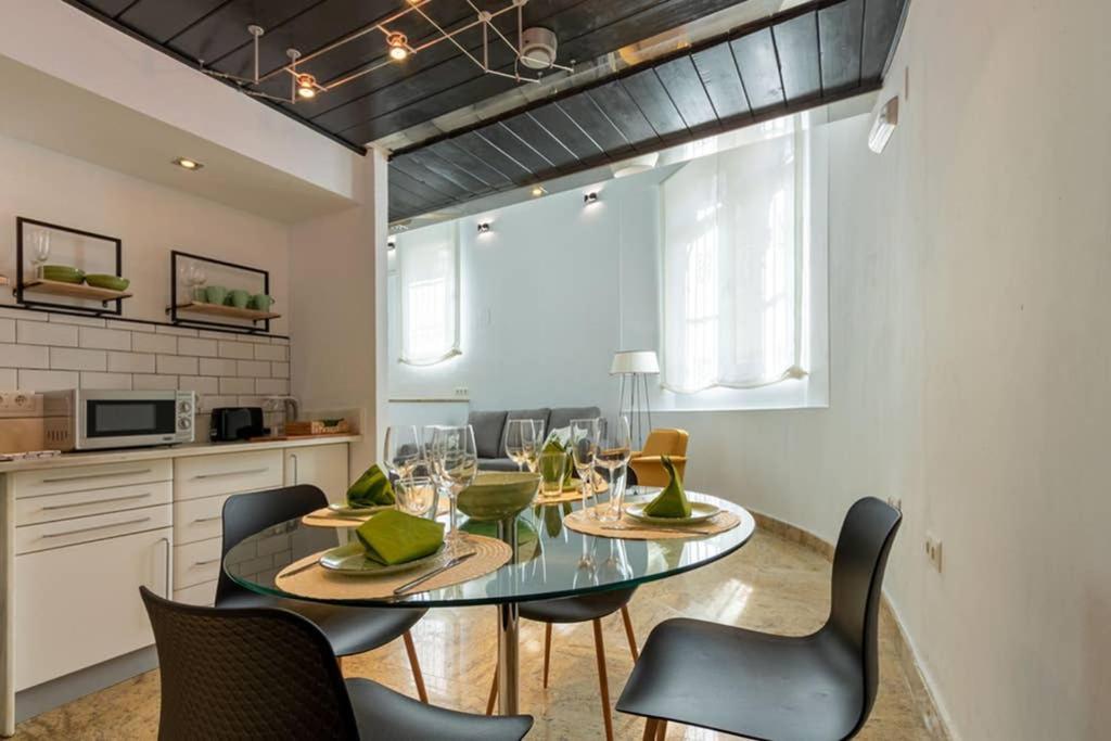 Becas Alameda Duplex By Valcambre Apartment Seville Luaran gambar